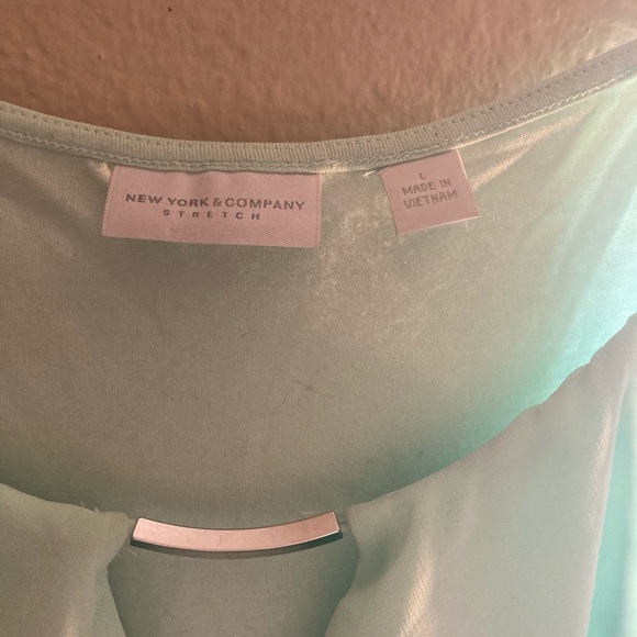 Teal Colored Blouse - Picture 2 of 3